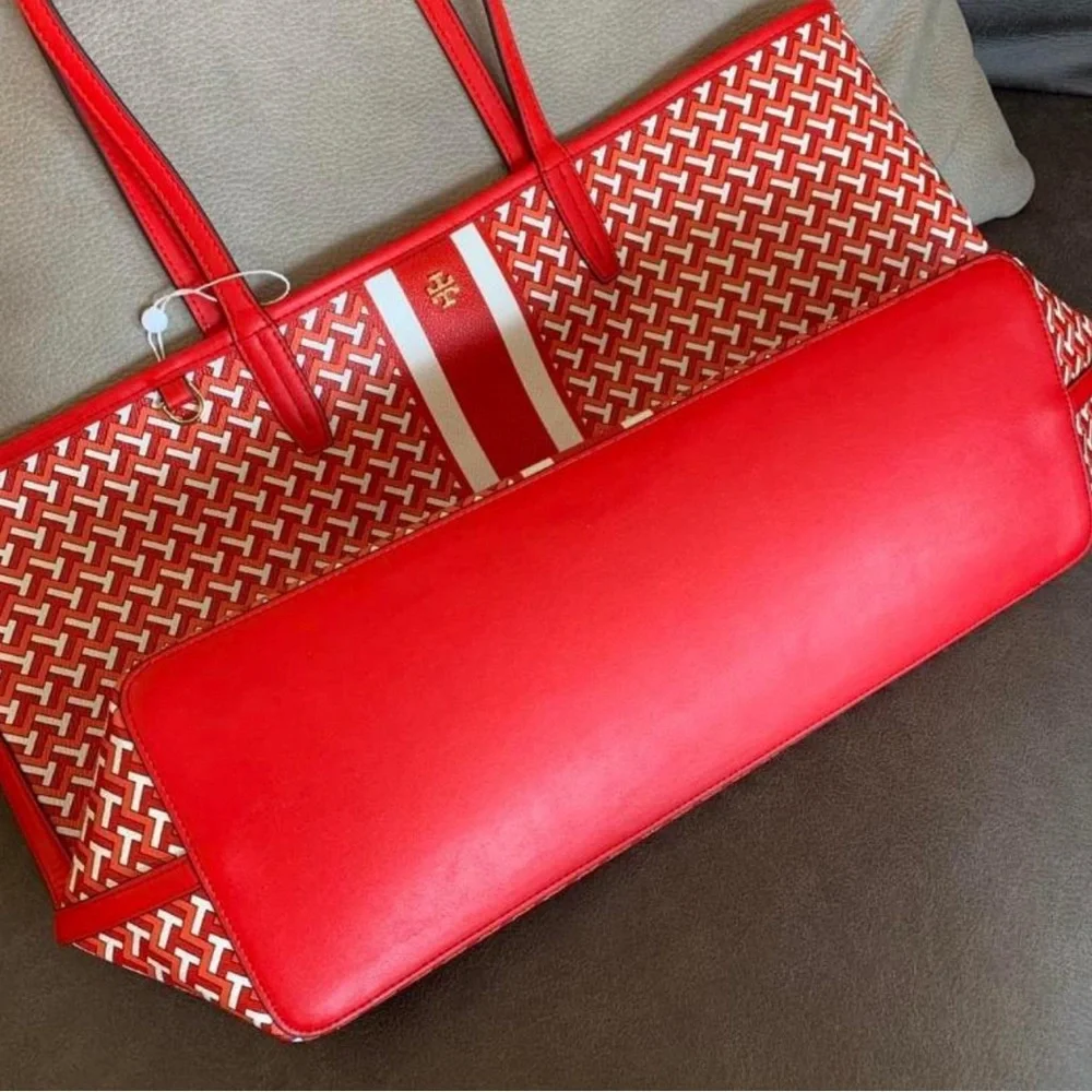Tory Burch T Zag Tote Large Red T-Zag - Picture 7 of 7